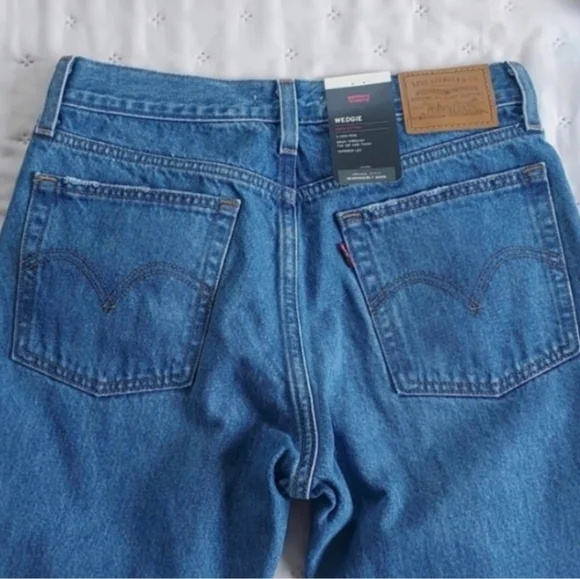 Levi's Wedgie Icon High Rise Athens Asleep Jeans  sz 27 - Picture 5 of 13